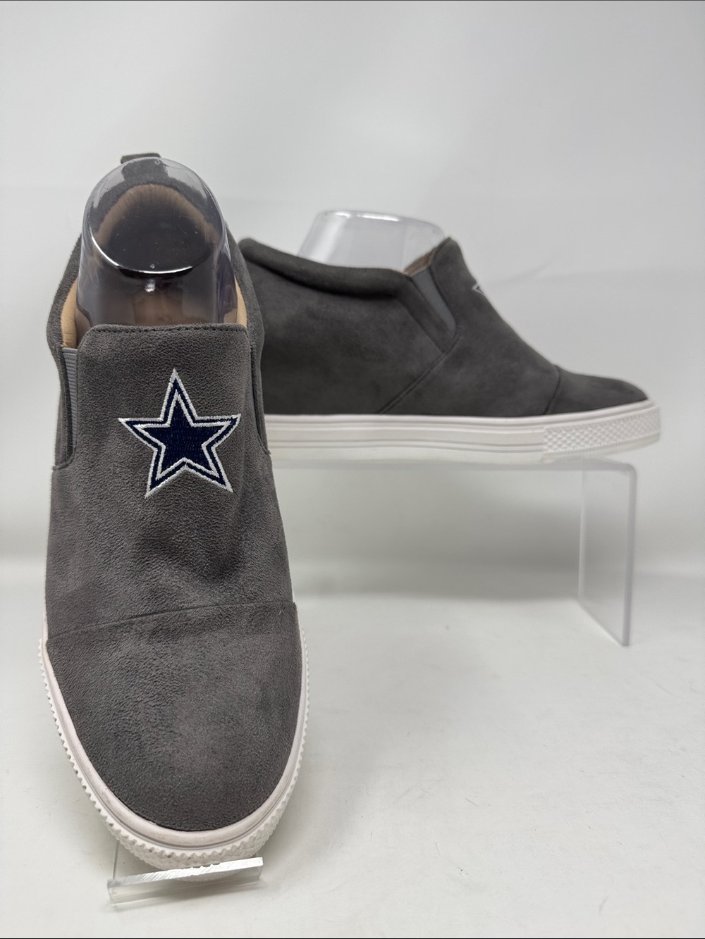 EUC Dallas Cowboys Women’s Wedge Slip-On Sneakers Gray Size 9